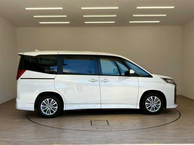 トヨタ ノア