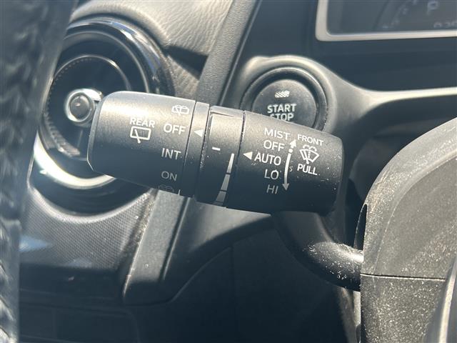 マツダ デミオ