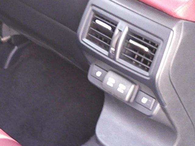 スバル レヴォーグ