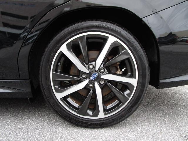 スバル レヴォーグ