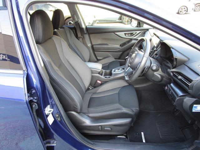 スバル レヴォーグ