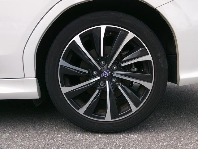 スバル レヴォーグ