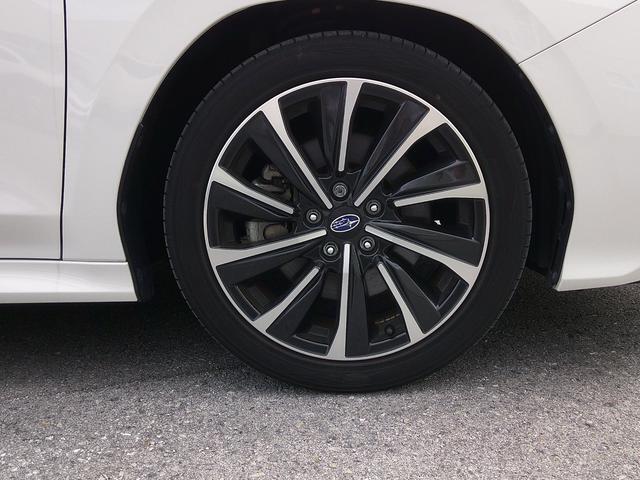 スバル レヴォーグ