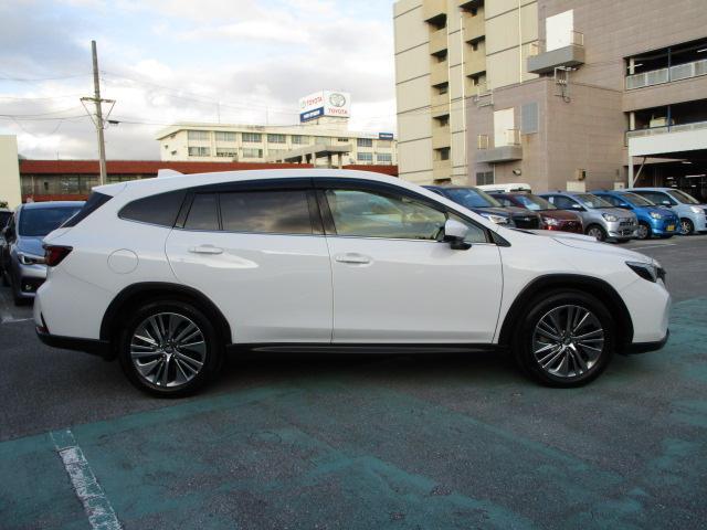 スバル レヴォーグレイバック