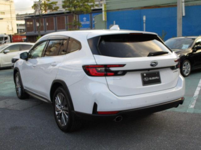 スバル レヴォーグレイバック