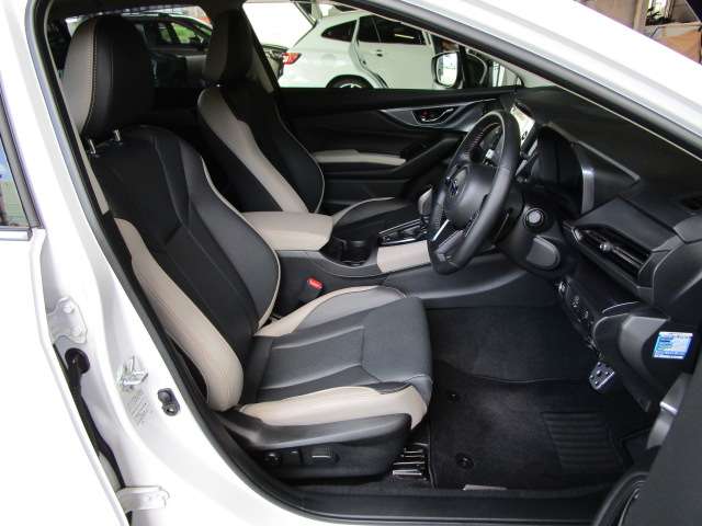 スバル レヴォーグレイバック