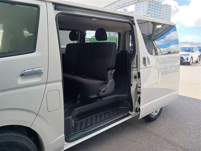 トヨタ ハイエースバン