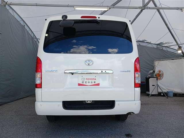 トヨタ ハイエースバン