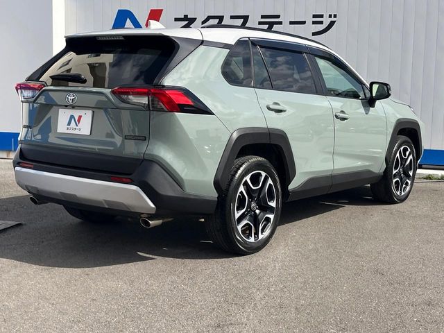 トヨタ RAV4