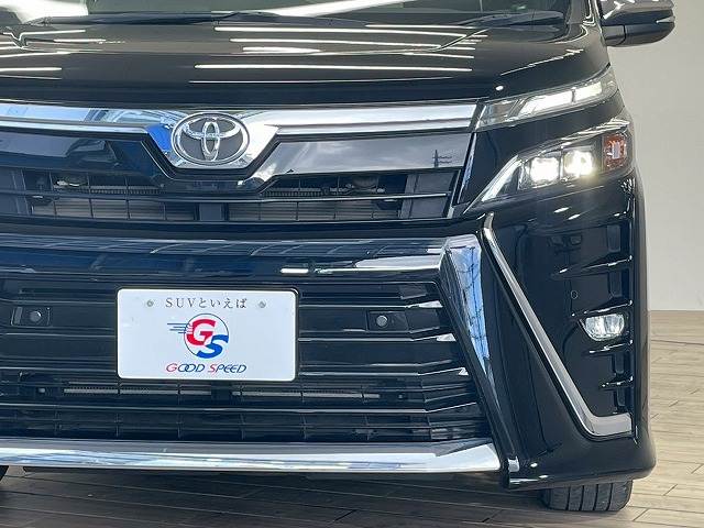 トヨタ ヴォクシー