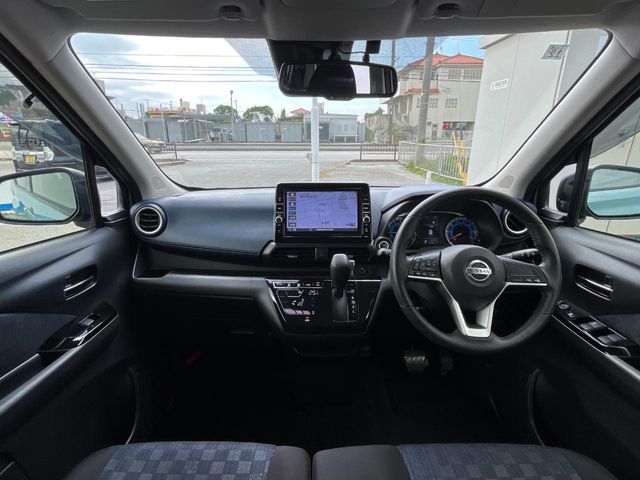 日産 デイズ