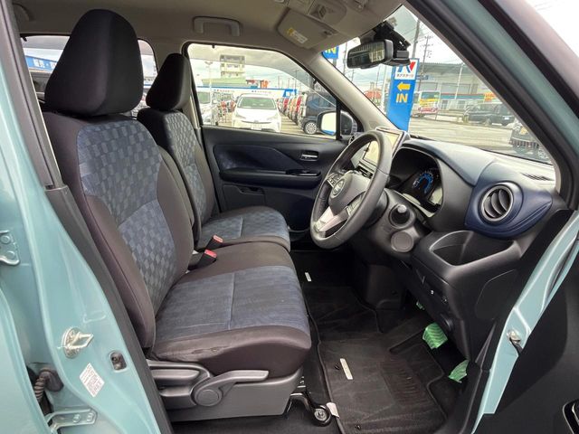 日産 デイズ
