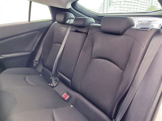 トヨタ プリウス