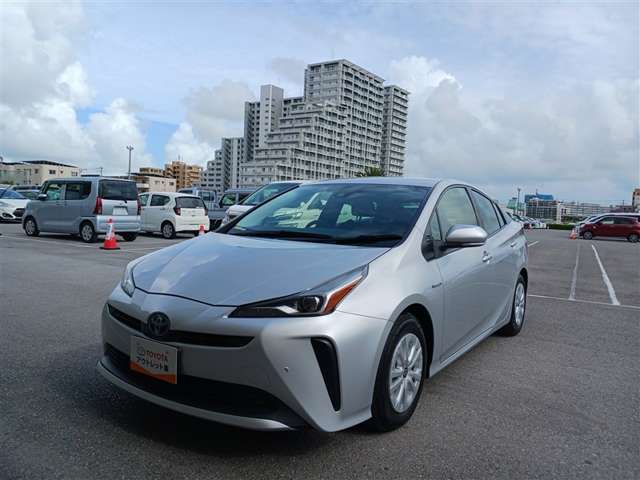 トヨタ プリウス