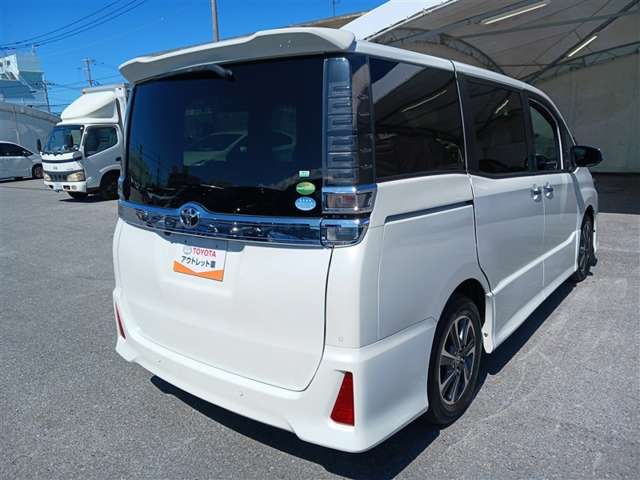 トヨタ ヴォクシー