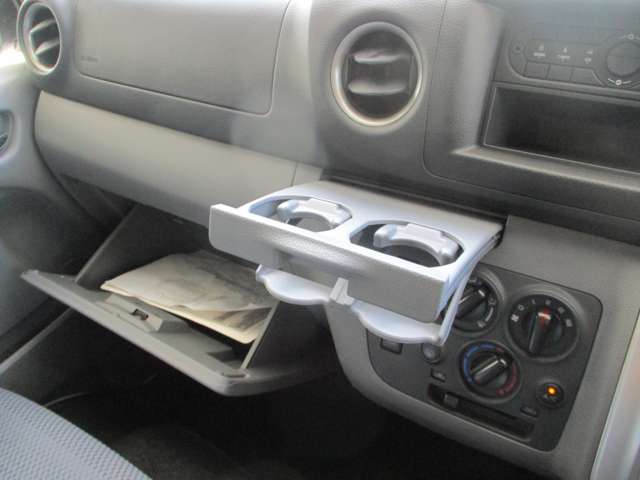 日産 NV350キャラバン