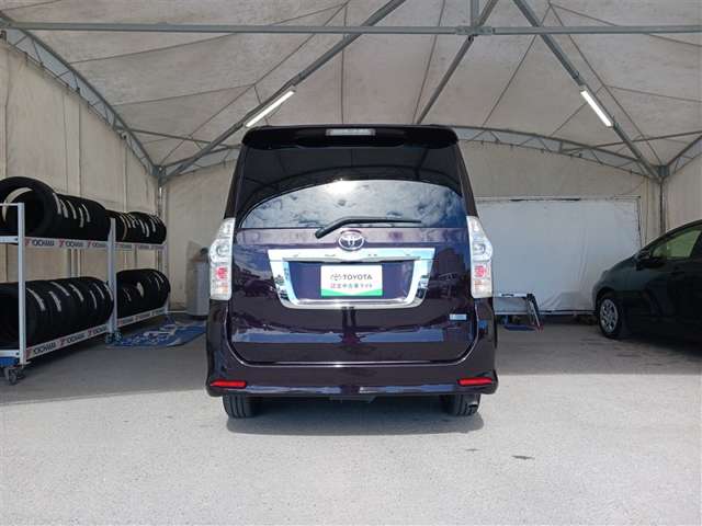 トヨタ ヴォクシー