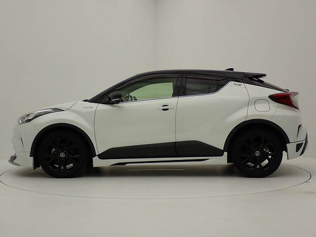 トヨタ C-HR