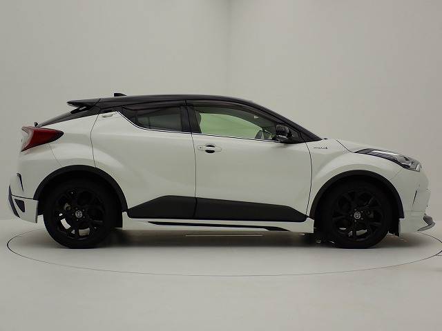 トヨタ C-HR