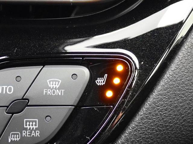 トヨタ C-HR