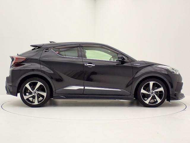 トヨタ C-HR