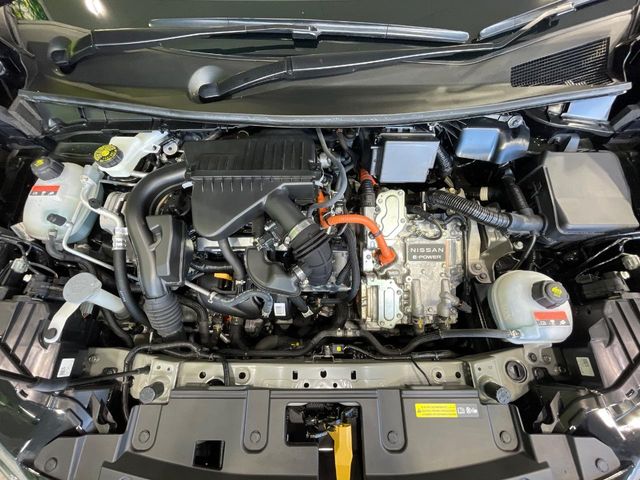 日産 ノートオーラ