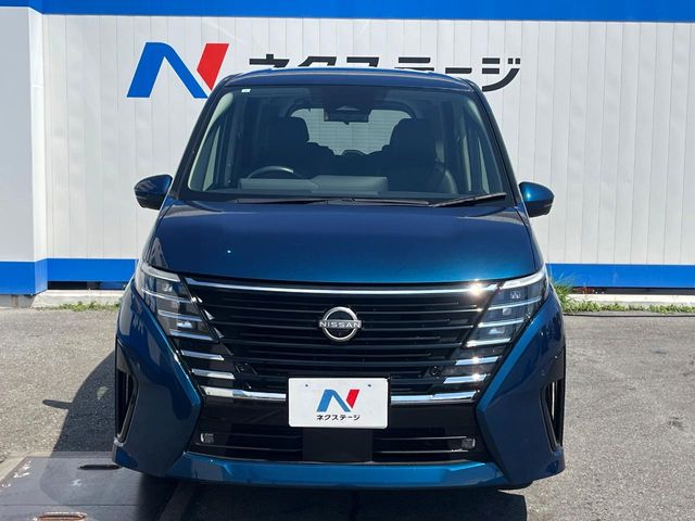 日産 セレナ