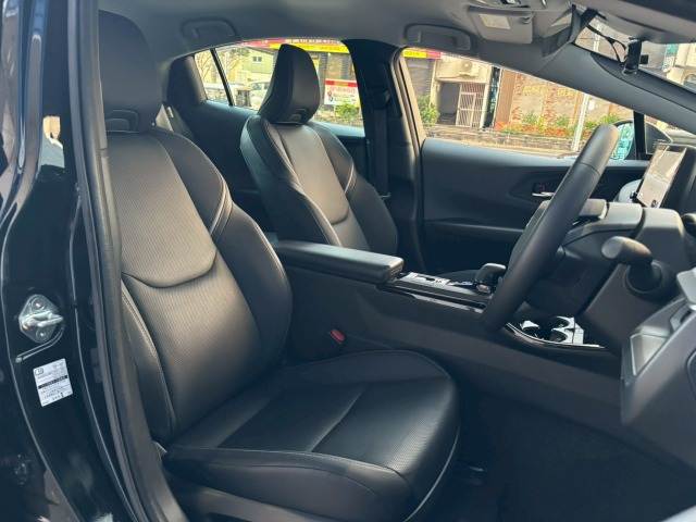 トヨタ プリウス