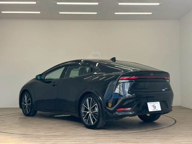 トヨタ プリウス