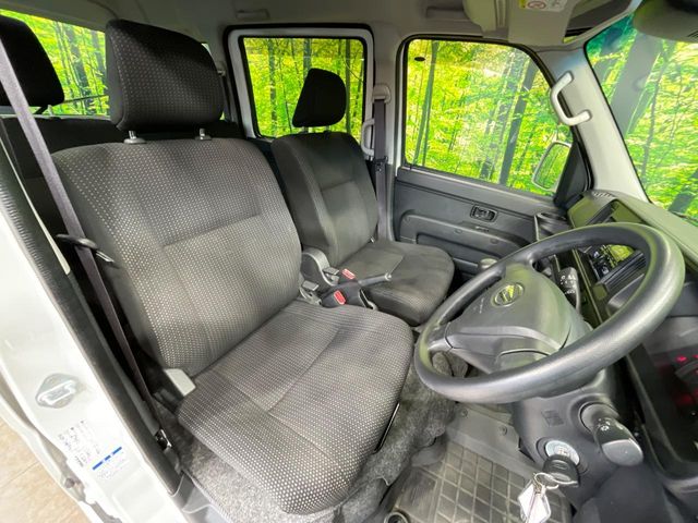 ダイハツ ハイゼットカーゴ
