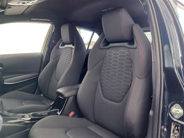 トヨタ カローラスポーツ