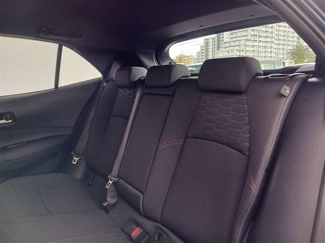 トヨタ カローラスポーツ