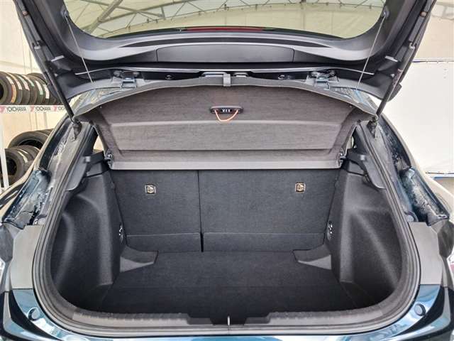 トヨタ カローラスポーツ