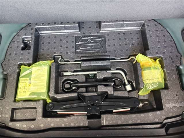 トヨタ カローラスポーツ