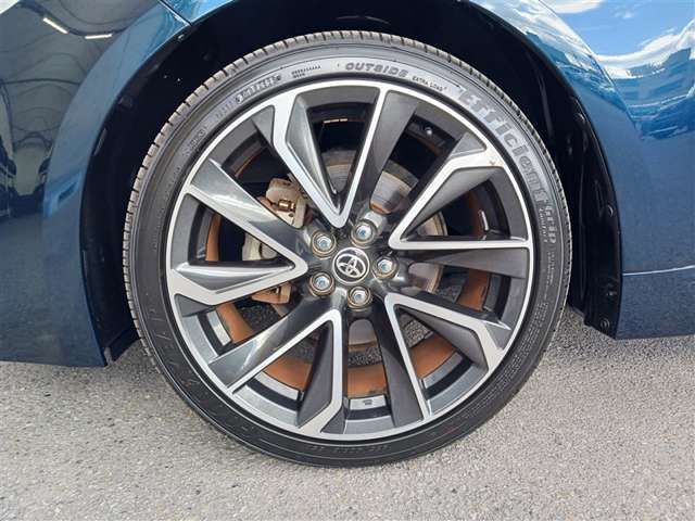 トヨタ カローラスポーツ