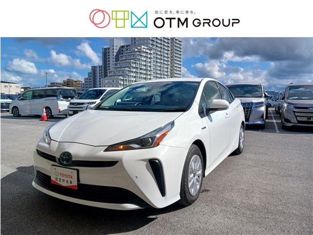 トヨタ プリウス