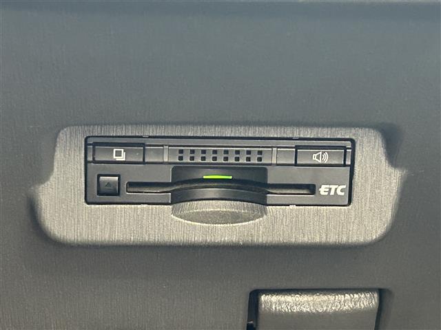 トヨタ プリウスα