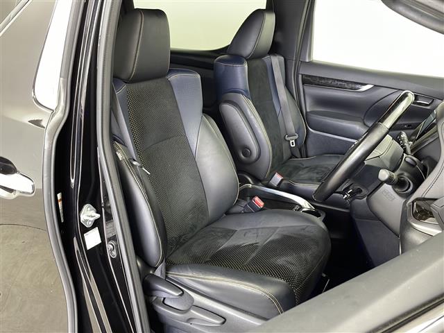 トヨタ ヴェルファイア