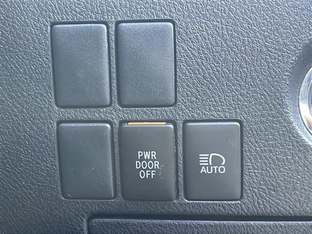 トヨタ ヴェルファイア