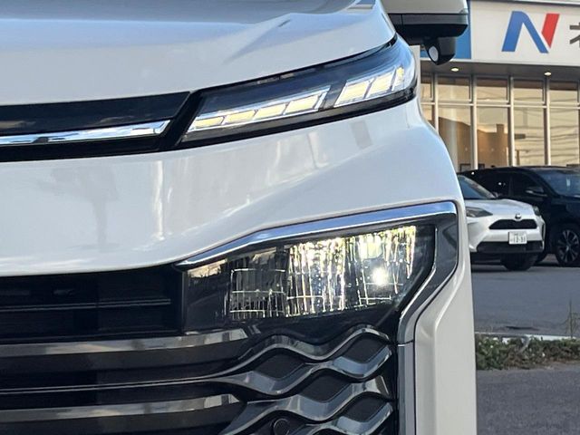 トヨタ ヴォクシー