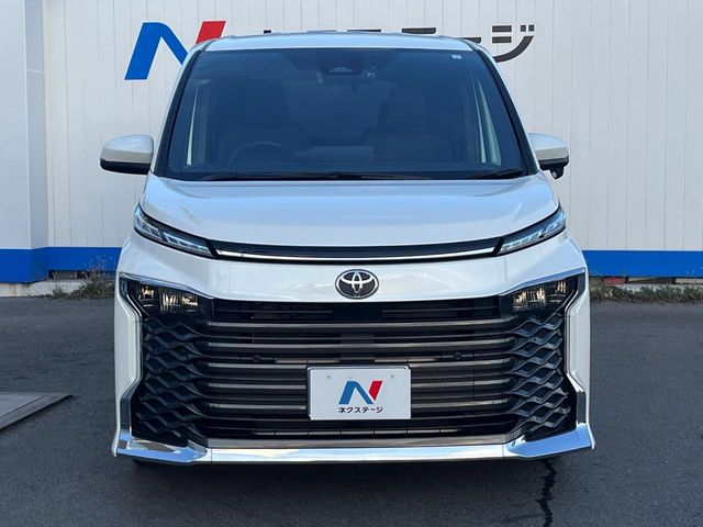 トヨタ ヴォクシー