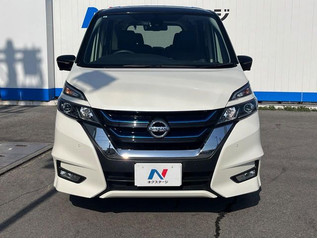 日産 セレナ