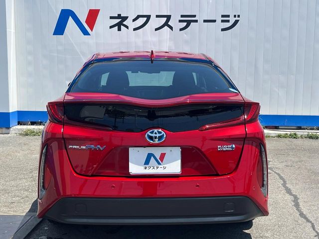 トヨタ プリウスPHV