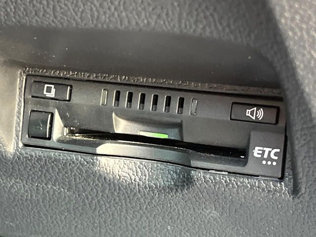 トヨタ プリウスPHV