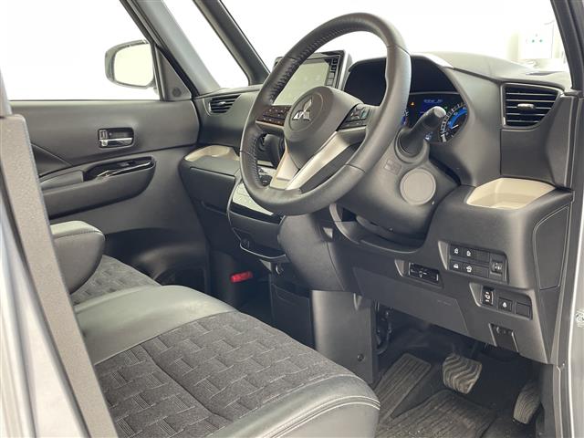 三菱 デリカミニ