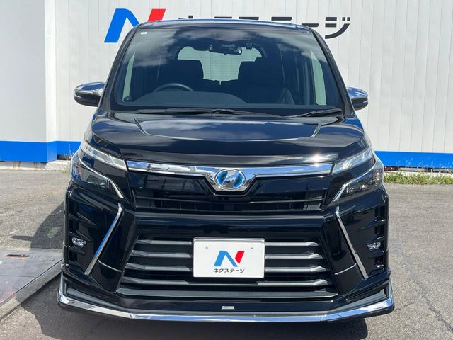 トヨタ ヴォクシー