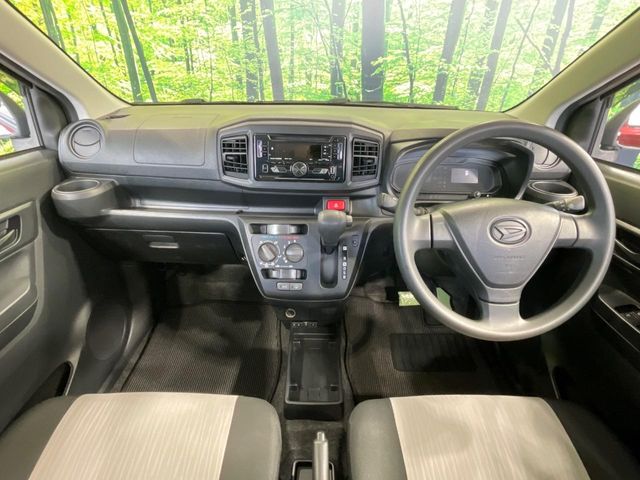 ダイハツ ミライース