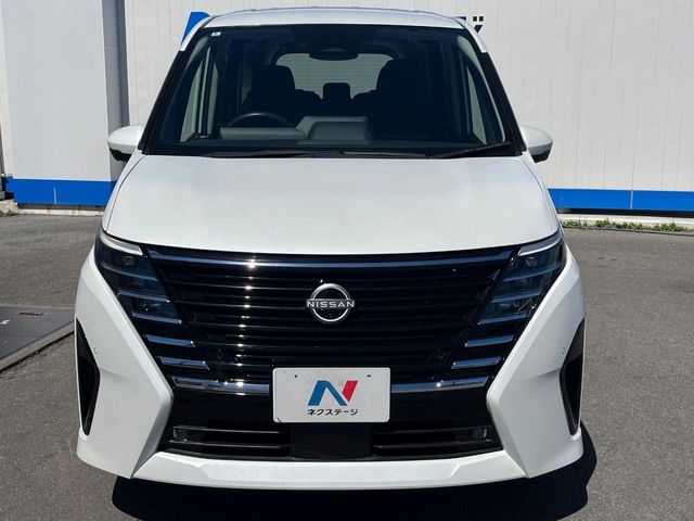 日産 セレナ