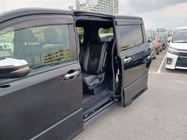 トヨタ ヴォクシー