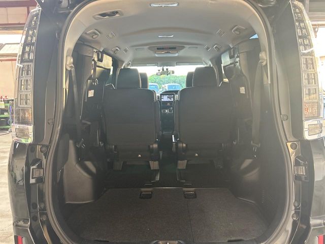 トヨタ ヴォクシー